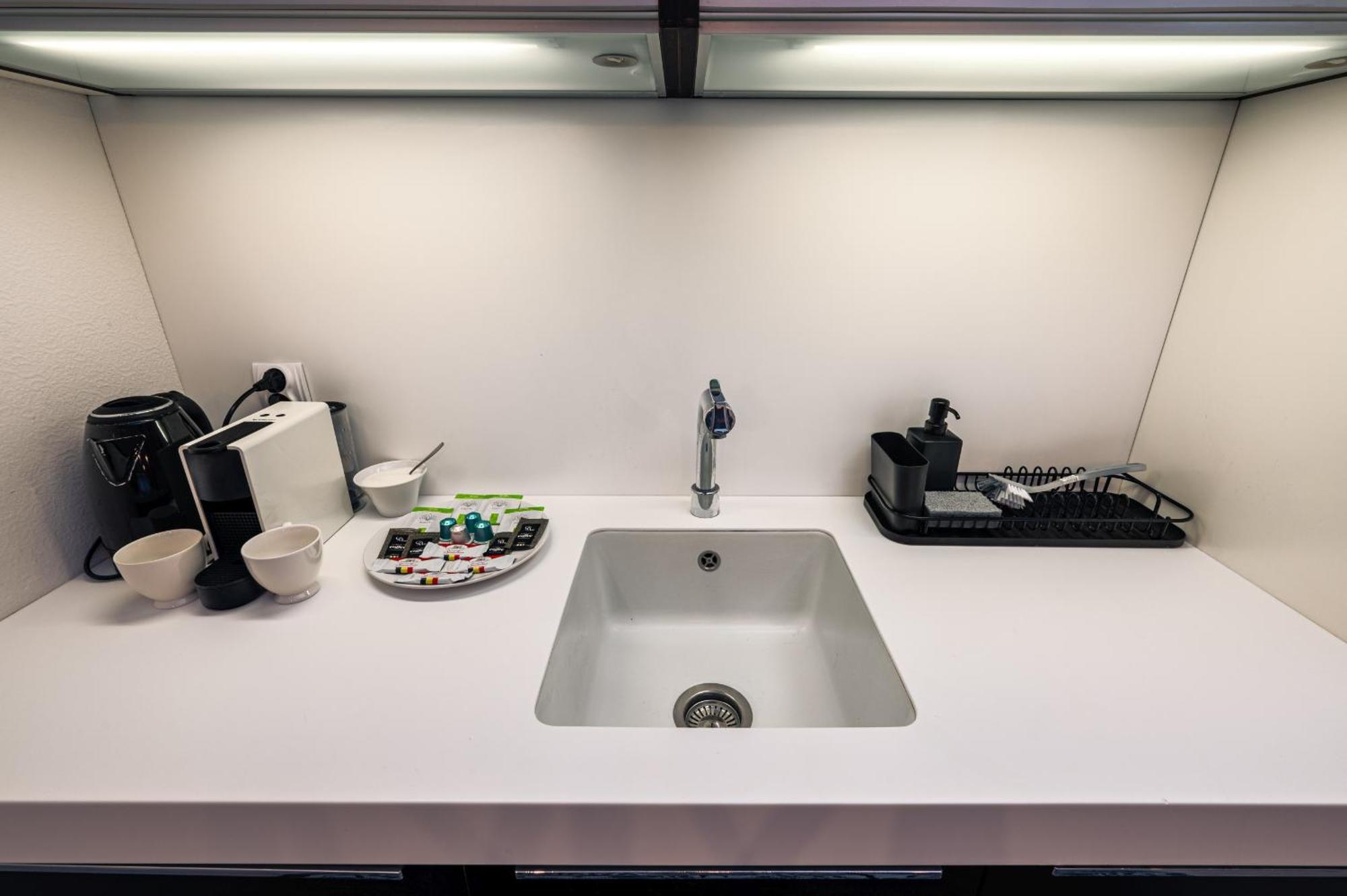 Center - Parking, Balcony, Workspace, Ac - By Rentujemy Wroclaw